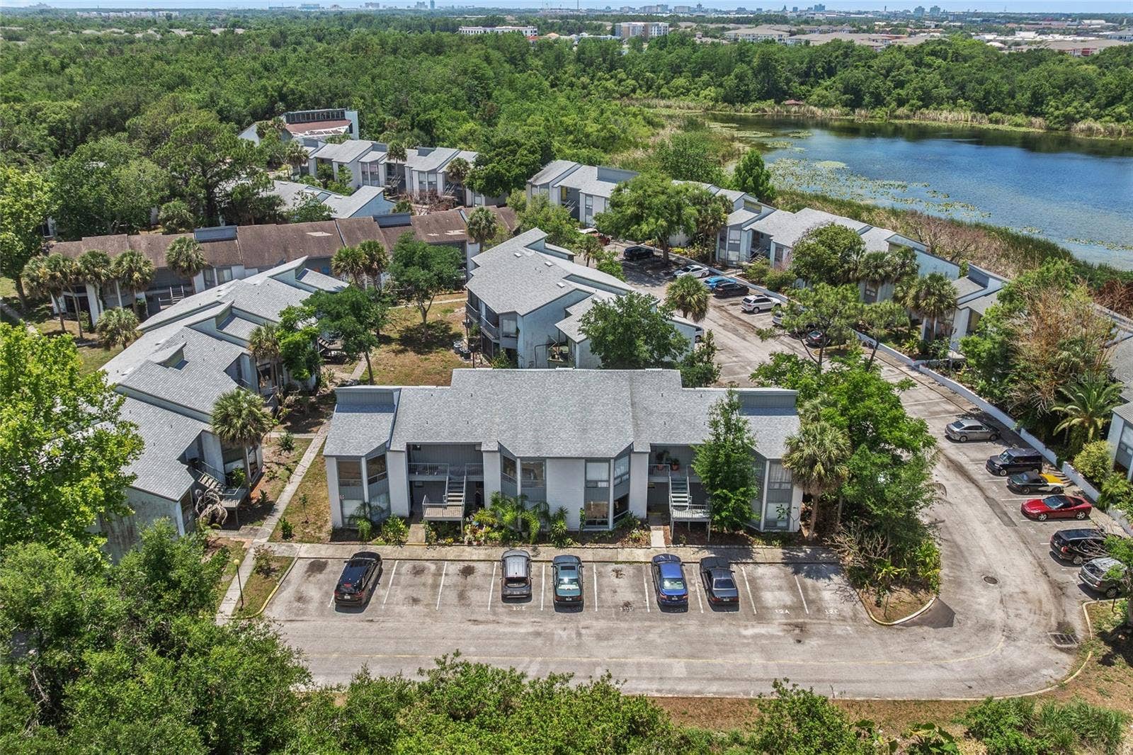 4310 LAKEWAY DRIVE, #12B, Orlando, FL 32839 4310 LAKEWAY DRIVE, #12B, Orlando, FL 32839