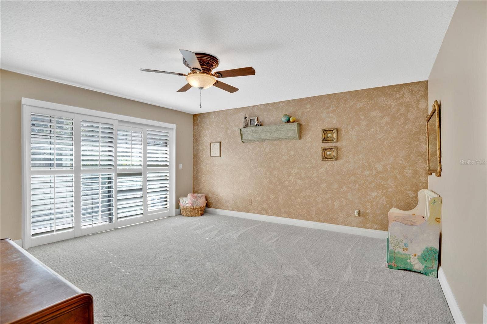 1367 CAMPBELL STREET, Orlando, FL 32806 The en suite on the first floor has its own private courtyard.