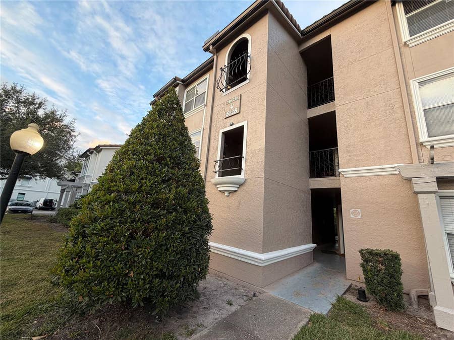 Property photo for 5128 CONROY ROAD, #25, Orlando, FL