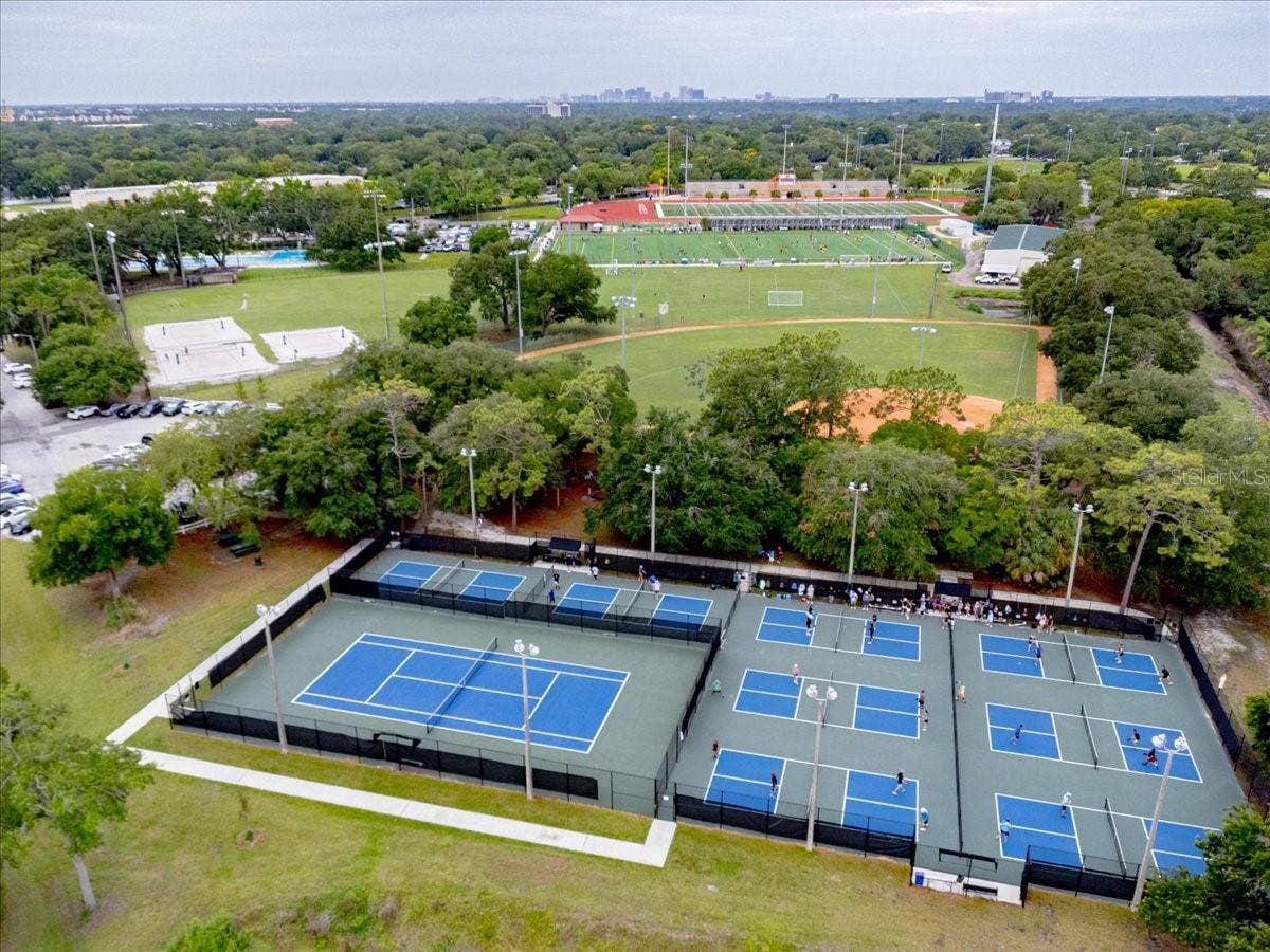 715 S RANGER BOULEVARD, Winter Park, FL 32792 Beautiful Sports and Recreation facilities.