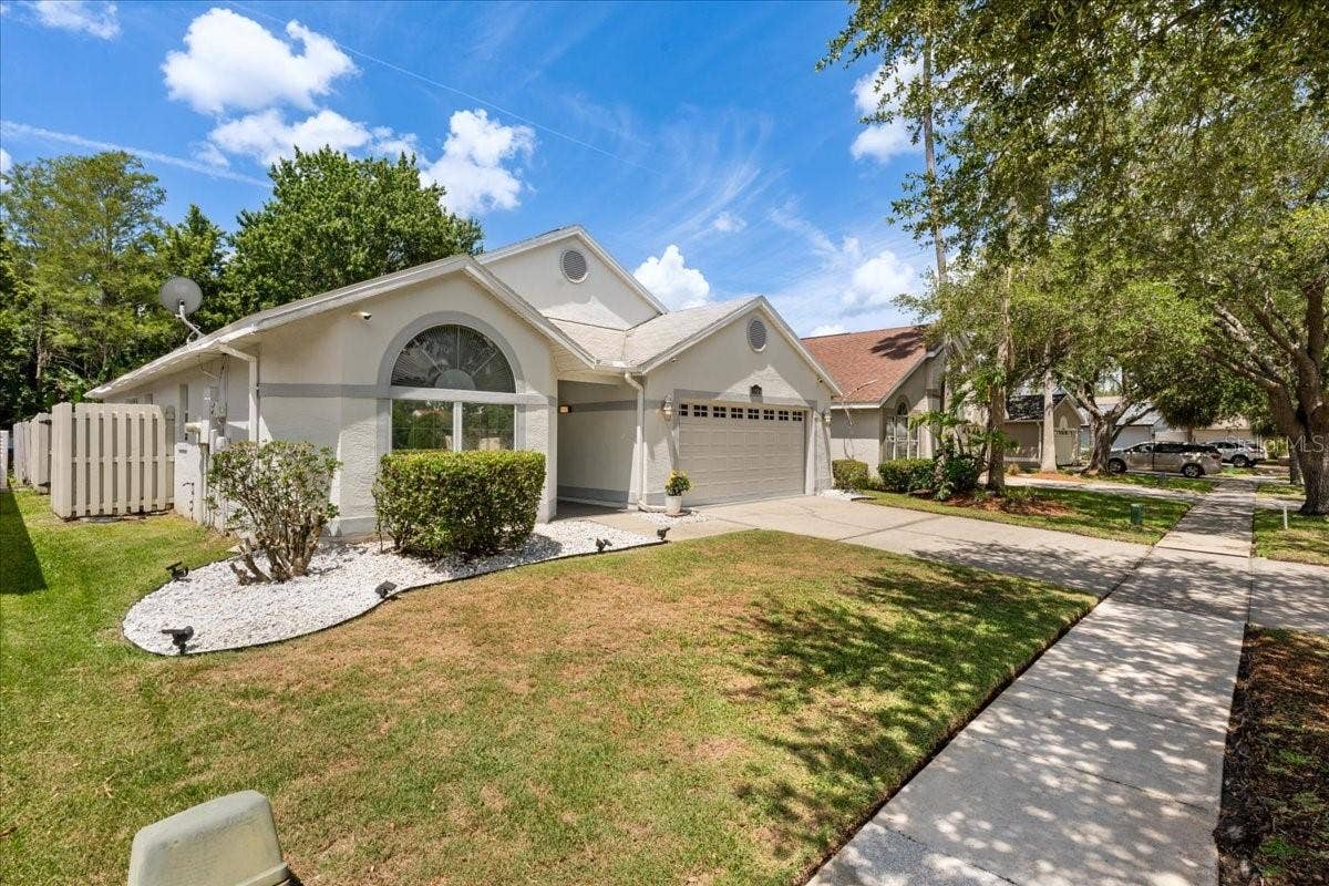 13326 HERON COVE DRIVE, Orlando, FL 32837 13326 HERON COVE DRIVE, Orlando, FL 32837