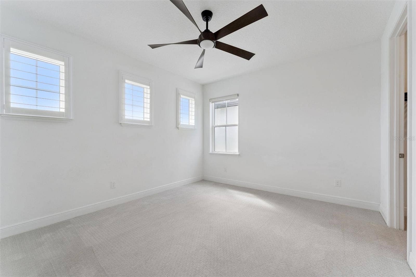 9652 ENGLISH LAUREL COURT, Orlando, FL 32827 9652 ENGLISH LAUREL COURT, Orlando, FL 32827