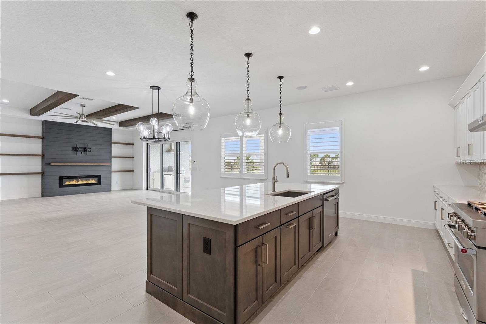 9652 ENGLISH LAUREL COURT, Orlando, FL 32827 9652 ENGLISH LAUREL COURT, Orlando, FL 32827