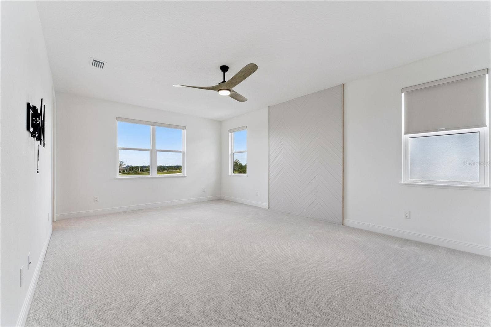 9652 ENGLISH LAUREL COURT, Orlando, FL 32827 9652 ENGLISH LAUREL COURT, Orlando, FL 32827