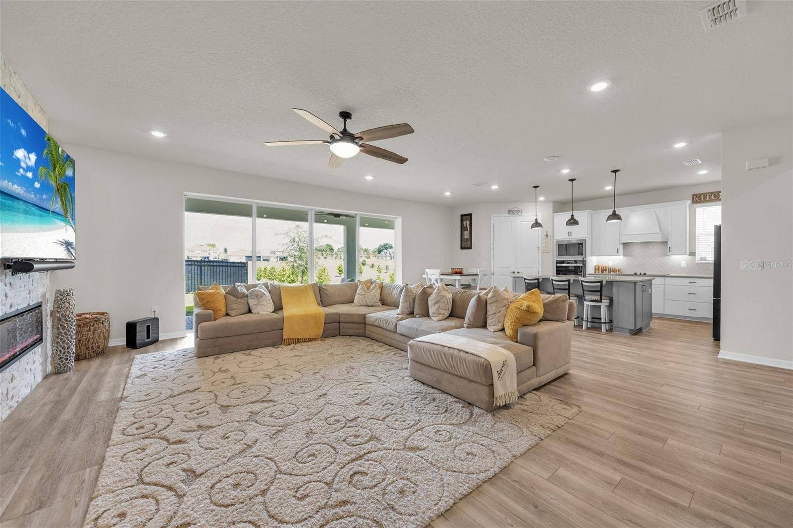 3286 MAINSAIL COURT, Winter Garden, FL 34787 3286 MAINSAIL COURT, Winter Garden, FL 34787