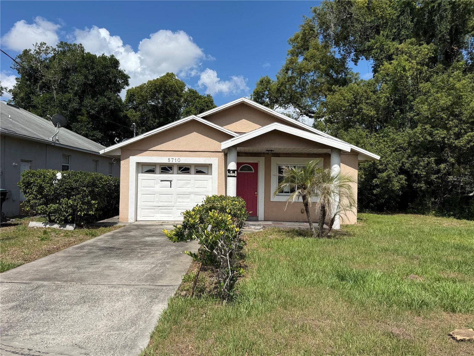 5710 JOYCE STREET, Orlando, FL 32839 5710 JOYCE STREET, Orlando, FL 32839