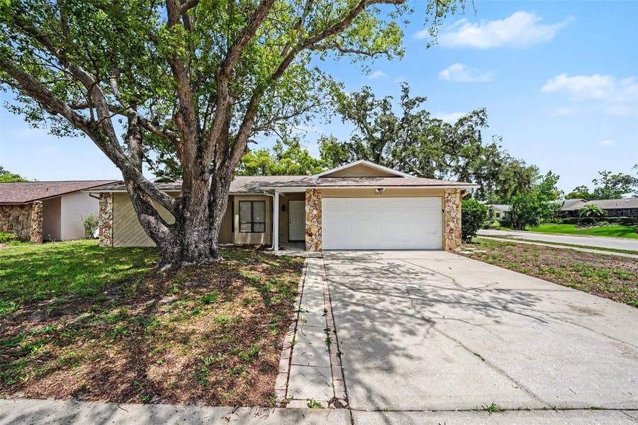 Property photo for 11424 SCALLOP DRIVE, Port Richey, FL