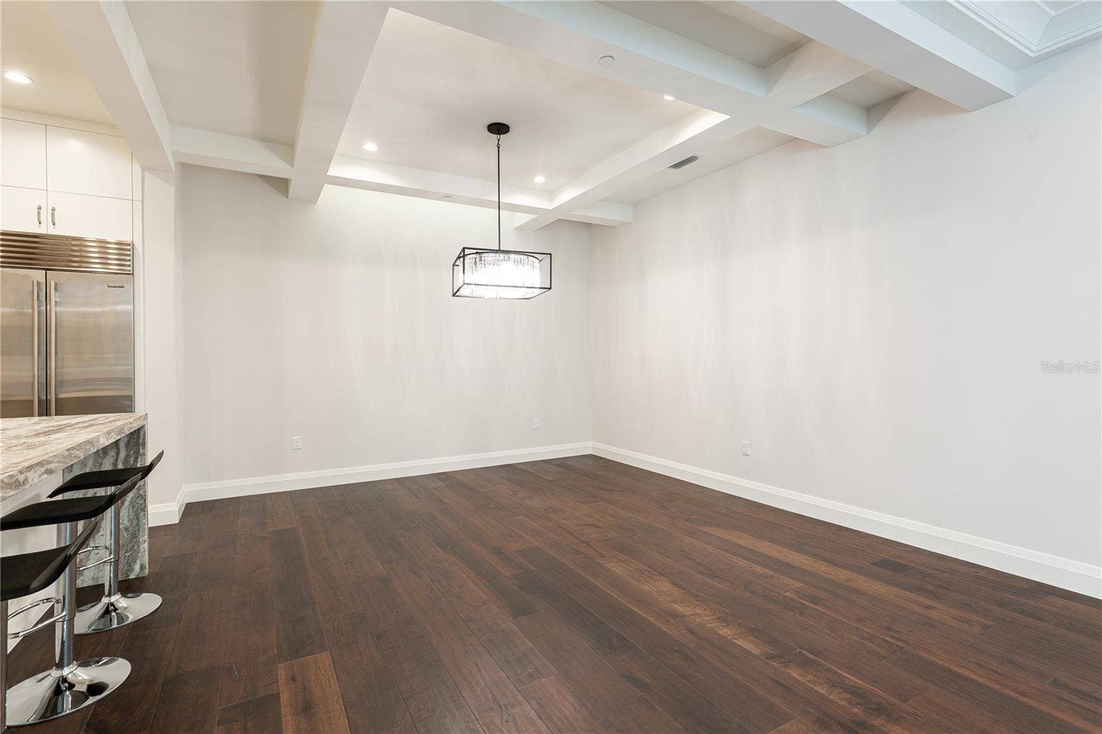 125 S INTERLACHEN AVENUE, #2, Winter Park, FL 32789 125 S INTERLACHEN AVENUE, #2, Winter Park, FL 32789