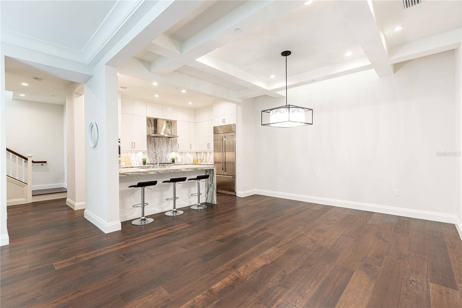 125 S INTERLACHEN AVENUE, #2, Winter Park, FL 32789 125 S INTERLACHEN AVENUE, #2, Winter Park, FL 32789