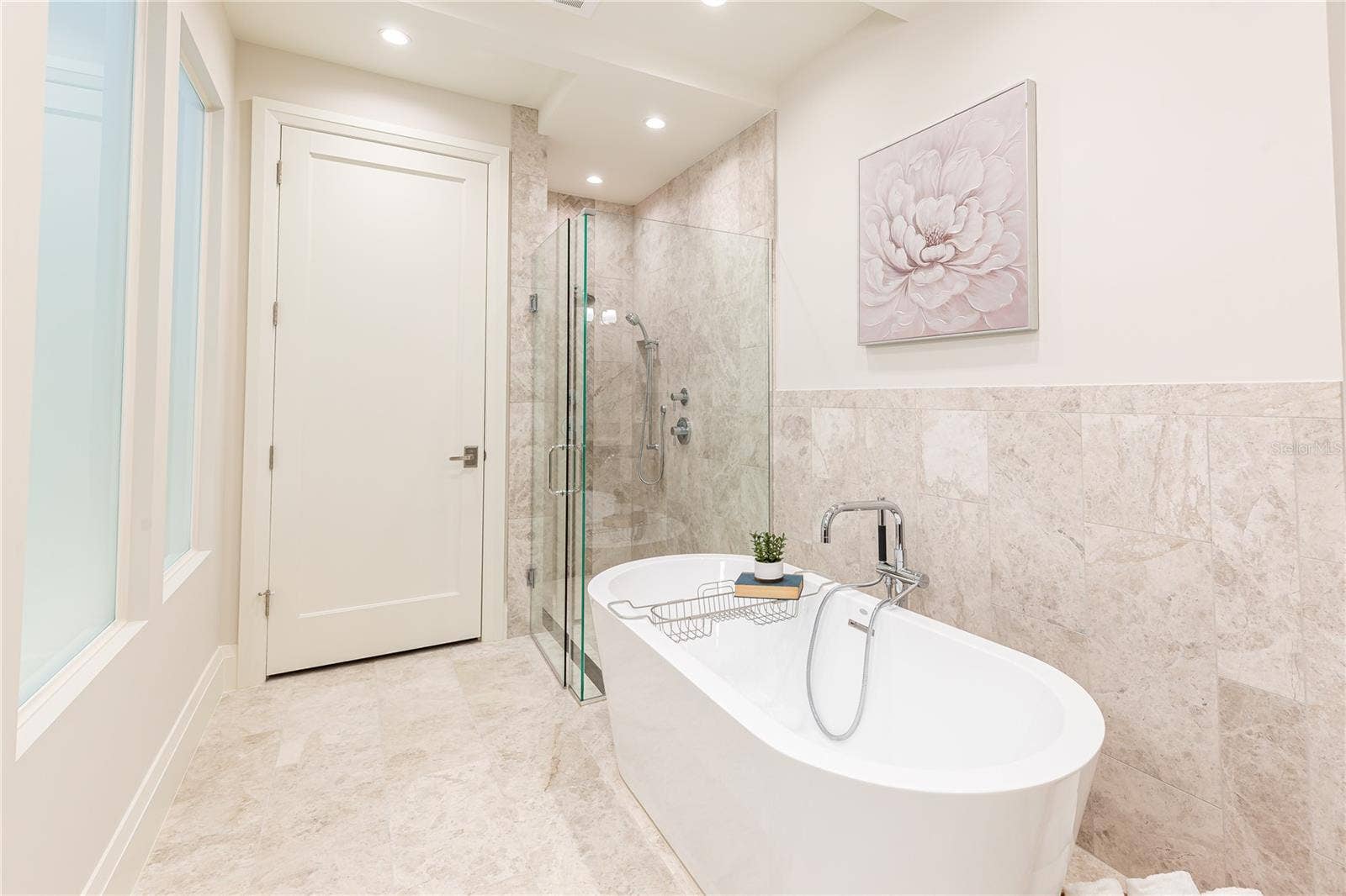 125 S INTERLACHEN AVENUE, #2, Winter Park, FL 32789 125 S INTERLACHEN AVENUE, #2, Winter Park, FL 32789