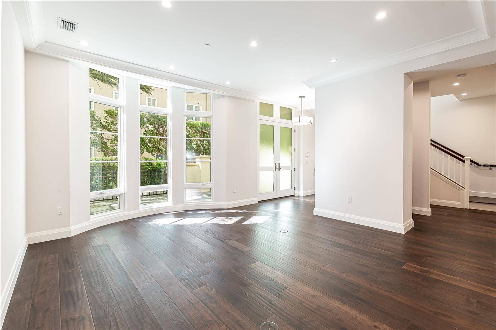 125 S INTERLACHEN AVENUE, #2, Winter Park, FL 32789 125 S INTERLACHEN AVENUE, #2, Winter Park, FL 32789