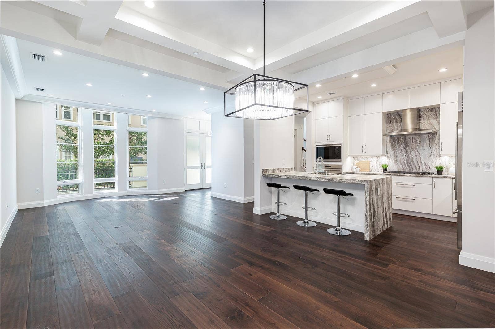 125 S INTERLACHEN AVENUE, #2, Winter Park, FL 32789 125 S INTERLACHEN AVENUE, #2, Winter Park, FL 32789