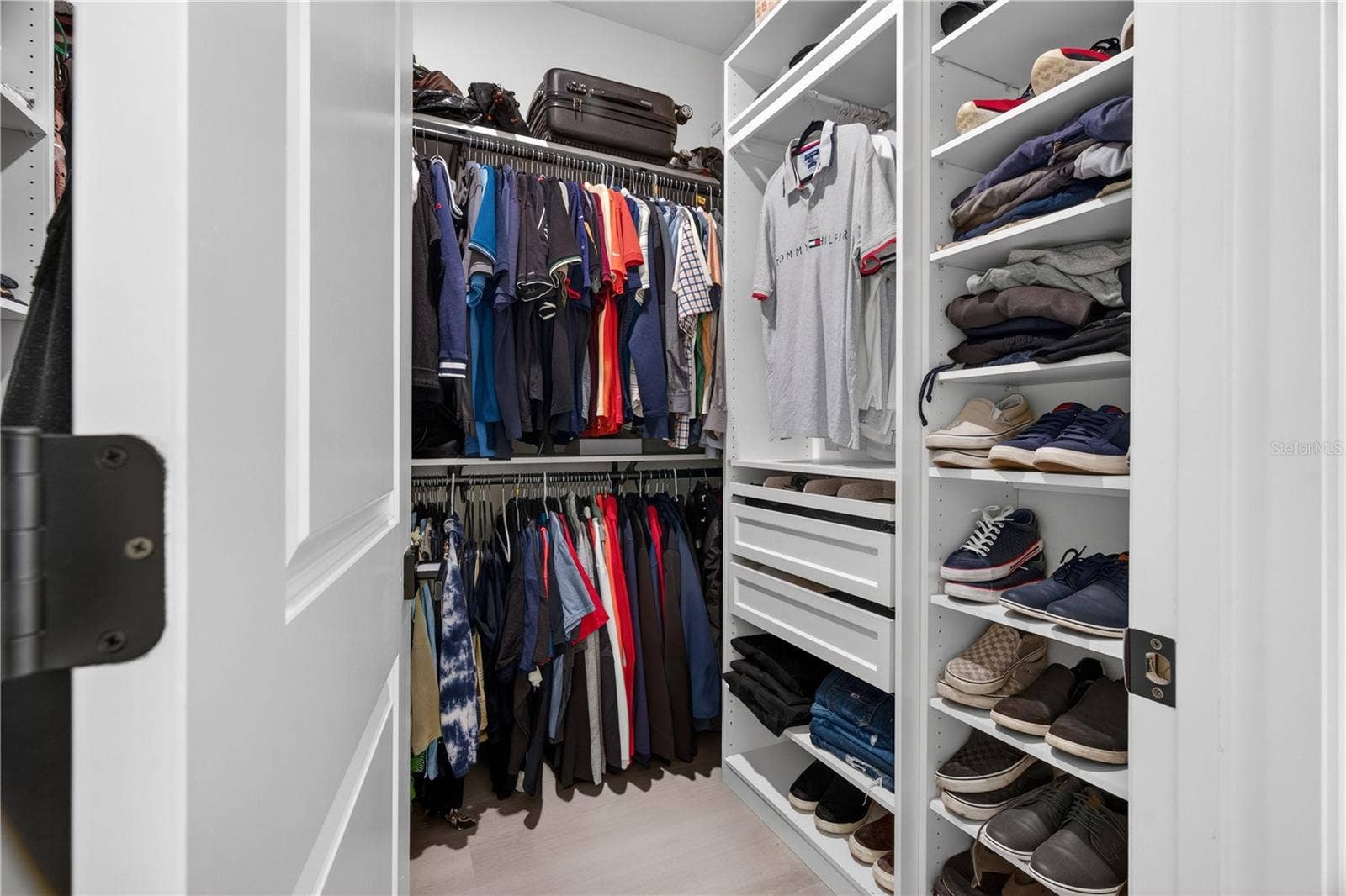 7239 IVY TENDRIL AVENUE, Orlando, FL 32829 PRIMARY WALK-IN CLOSET