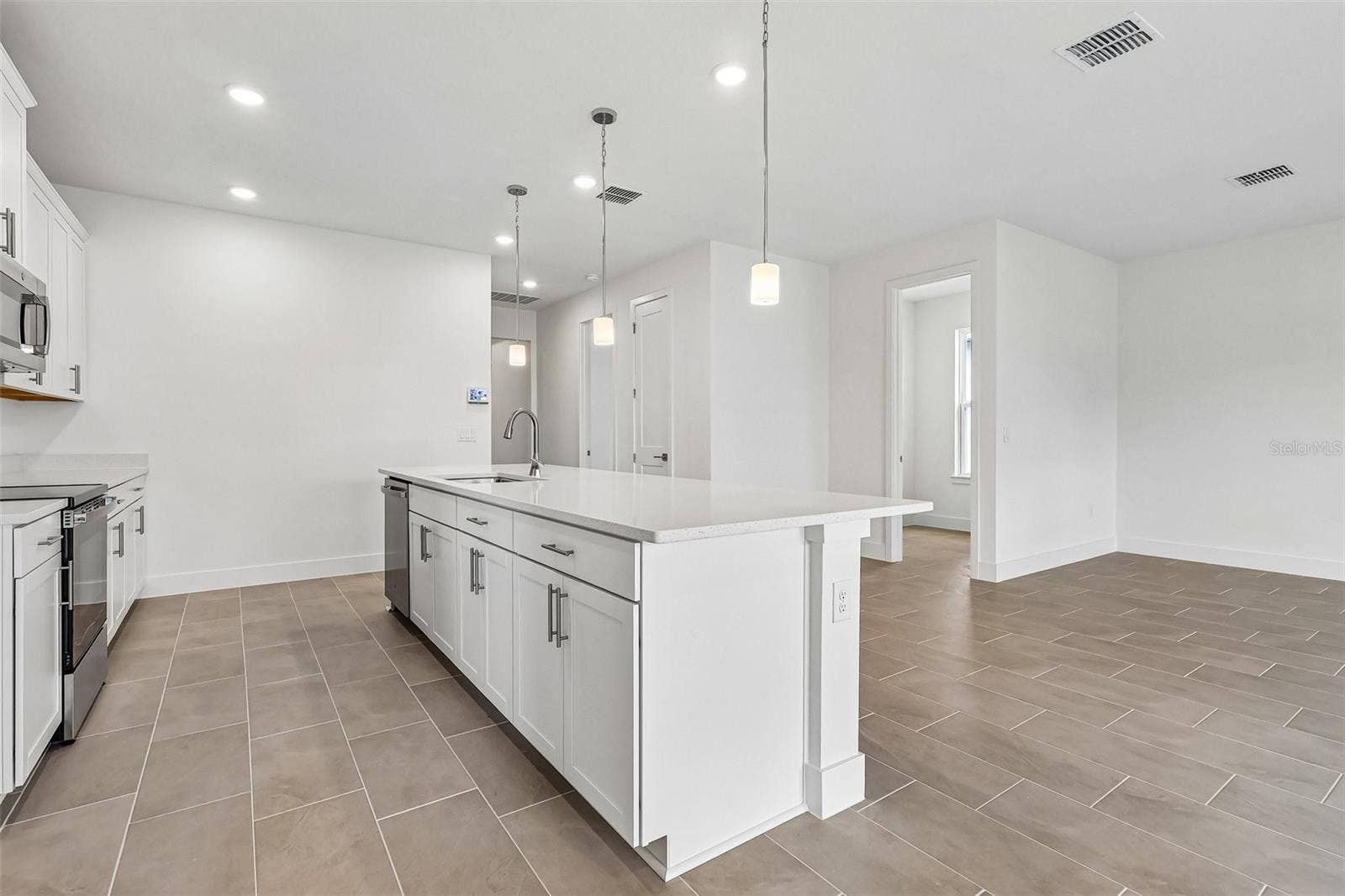 30310 EMERALD FOREST DRIVE, Mount Dora, FL 32757
