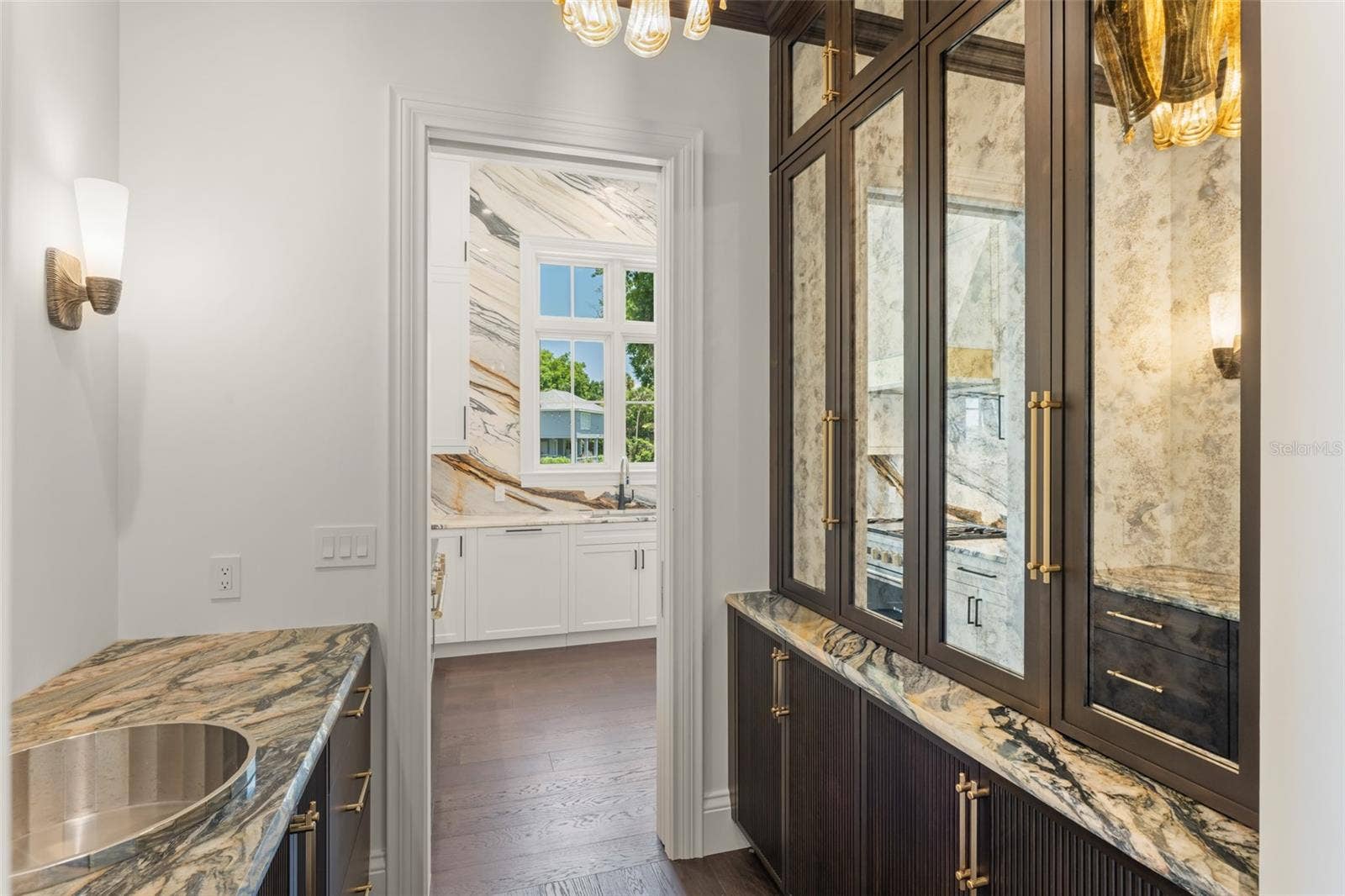 3057 PORTO LAGO COURT, Windermere, FL 34786 3057 PORTO LAGO COURT, Windermere, FL 34786