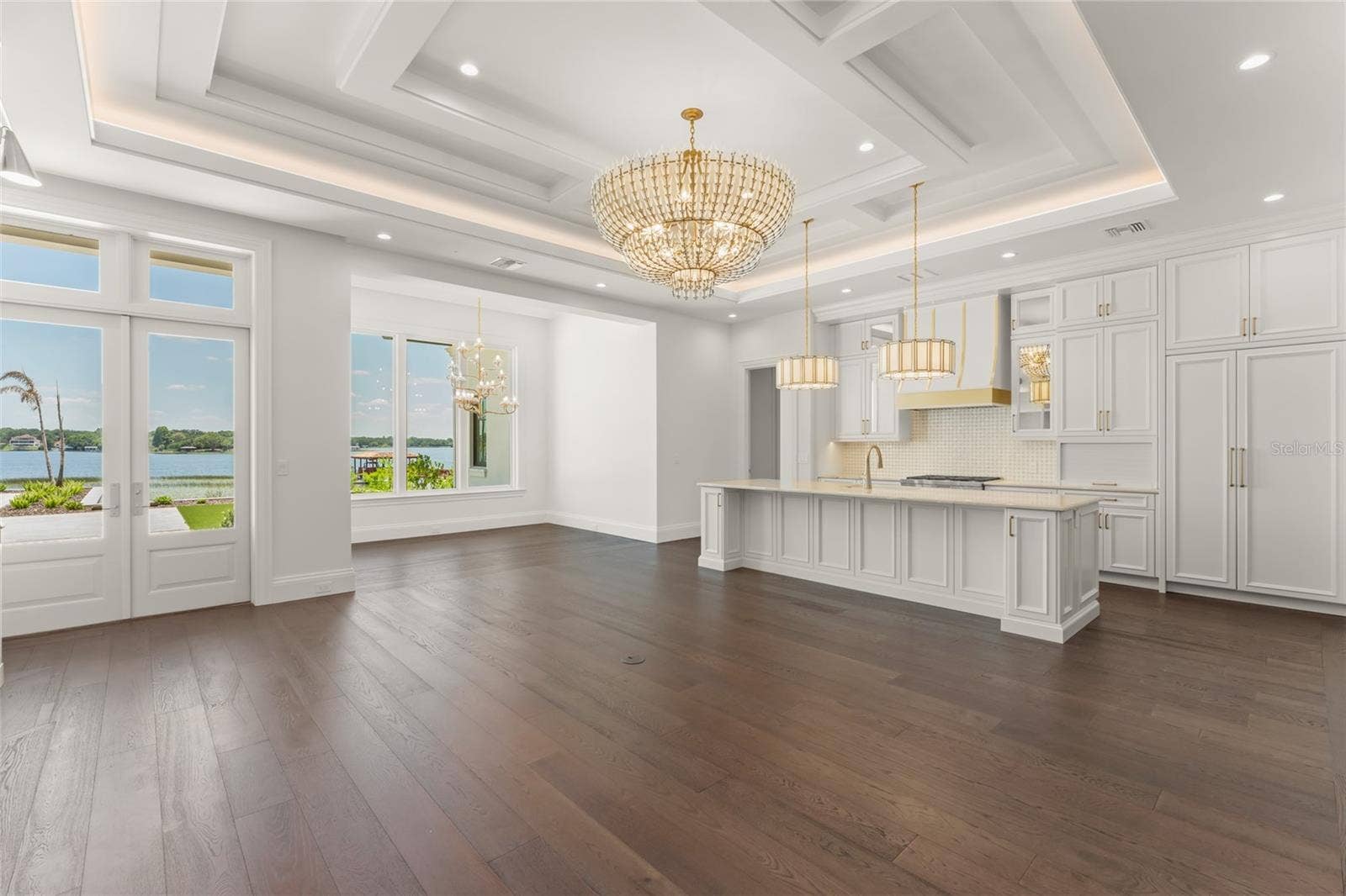 3057 PORTO LAGO COURT, Windermere, FL 34786 3057 PORTO LAGO COURT, Windermere, FL 34786