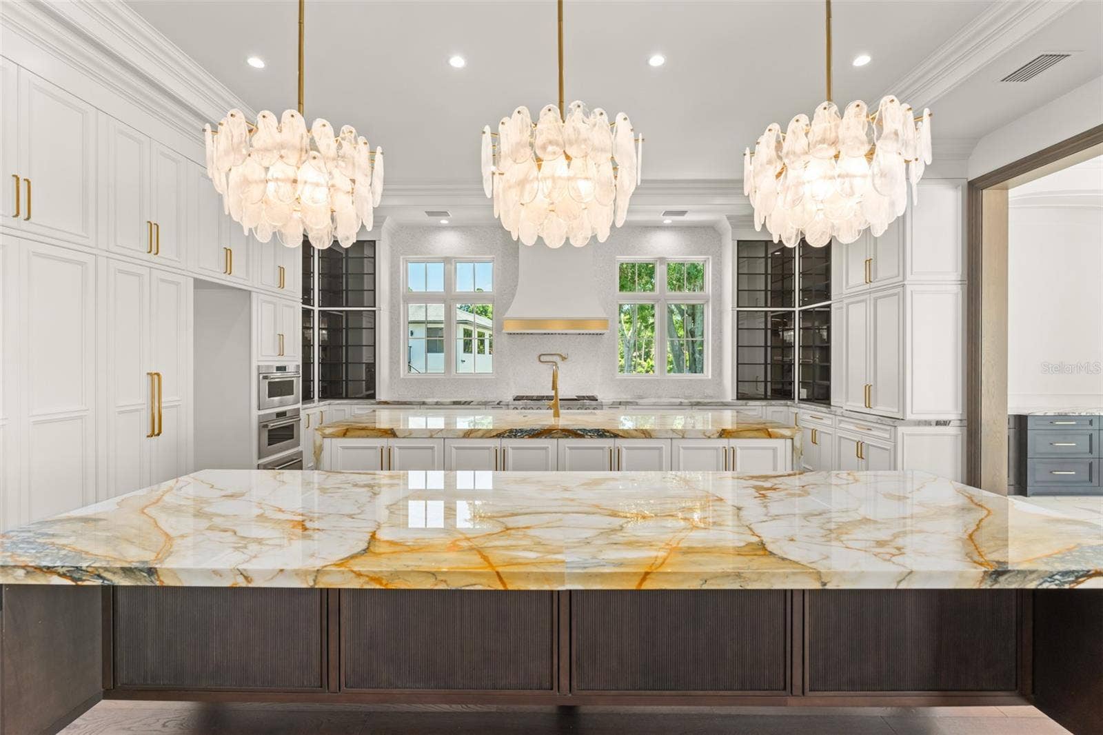 3057 PORTO LAGO COURT, Windermere, FL 34786 3057 PORTO LAGO COURT, Windermere, FL 34786