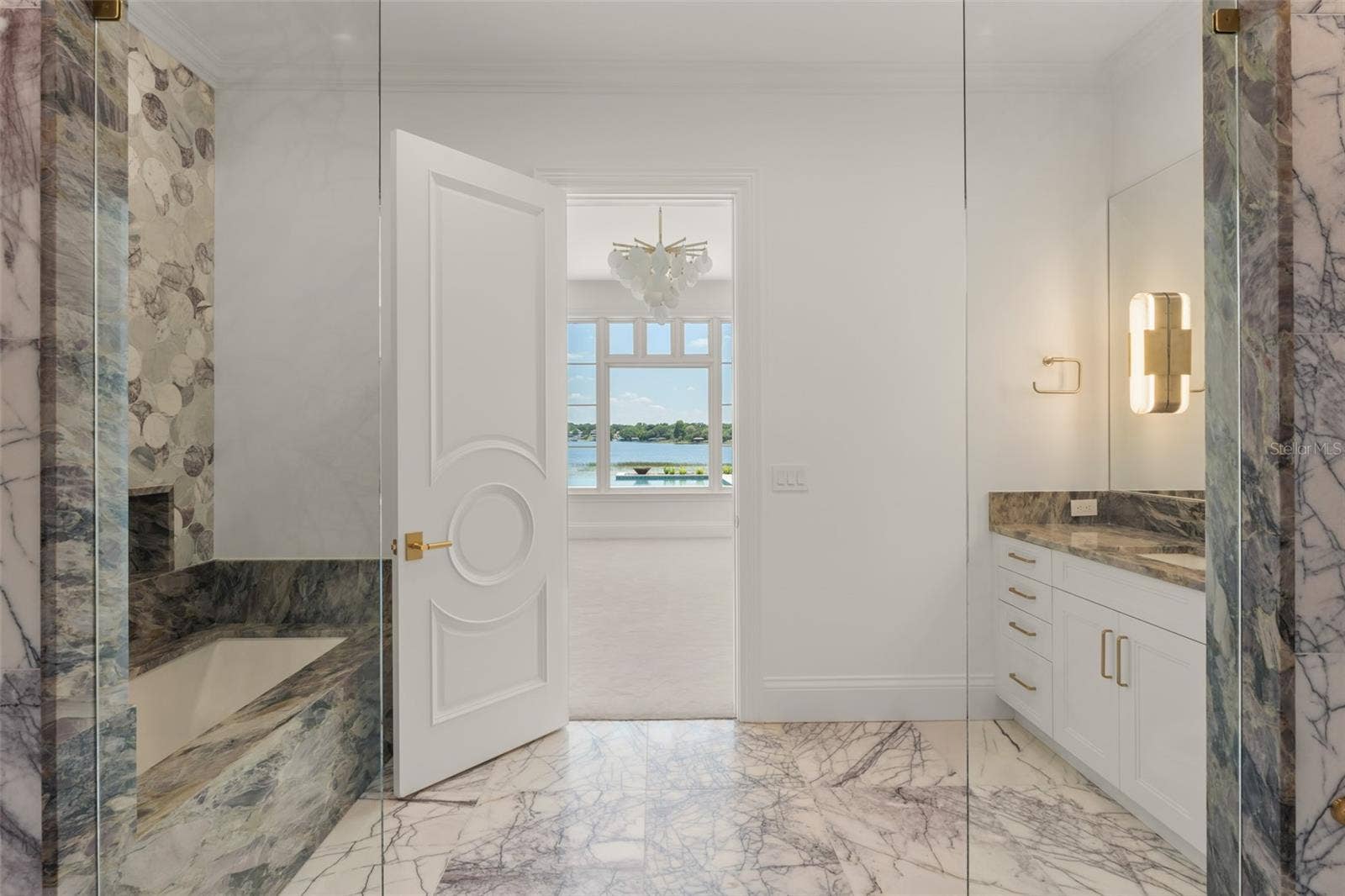 3057 PORTO LAGO COURT, Windermere, FL 34786 3057 PORTO LAGO COURT, Windermere, FL 34786