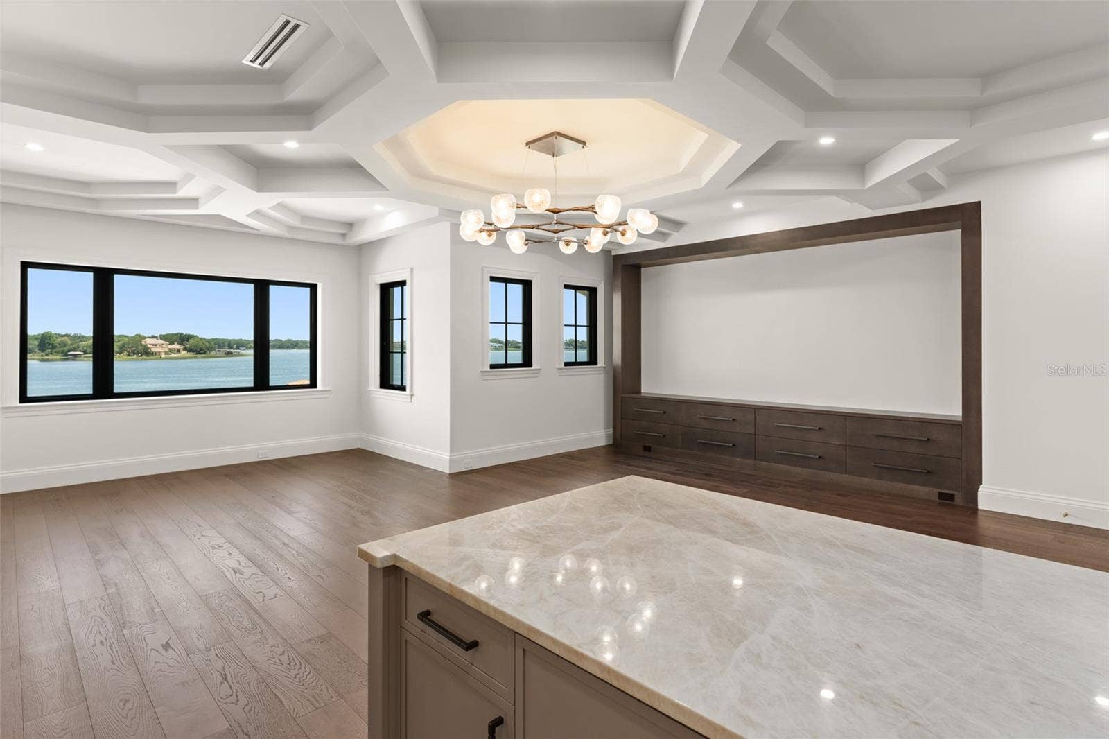 3057 PORTO LAGO COURT, Windermere, FL 34786 3057 PORTO LAGO COURT, Windermere, FL 34786