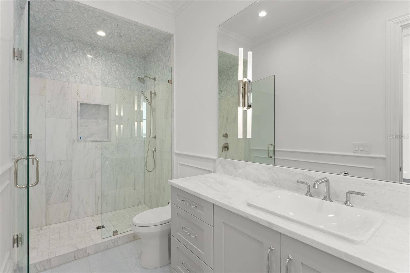 3057 PORTO LAGO COURT, Windermere, FL 34786 3057 PORTO LAGO COURT, Windermere, FL 34786