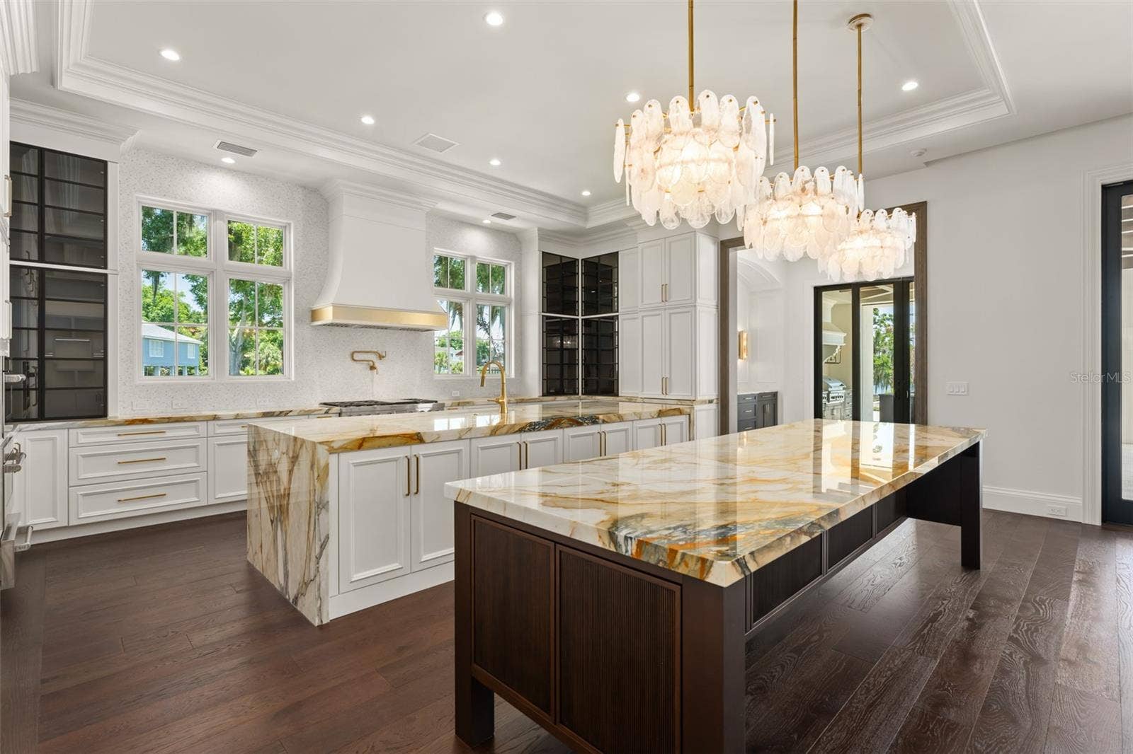 3057 PORTO LAGO COURT, Windermere, FL 34786 3057 PORTO LAGO COURT, Windermere, FL 34786