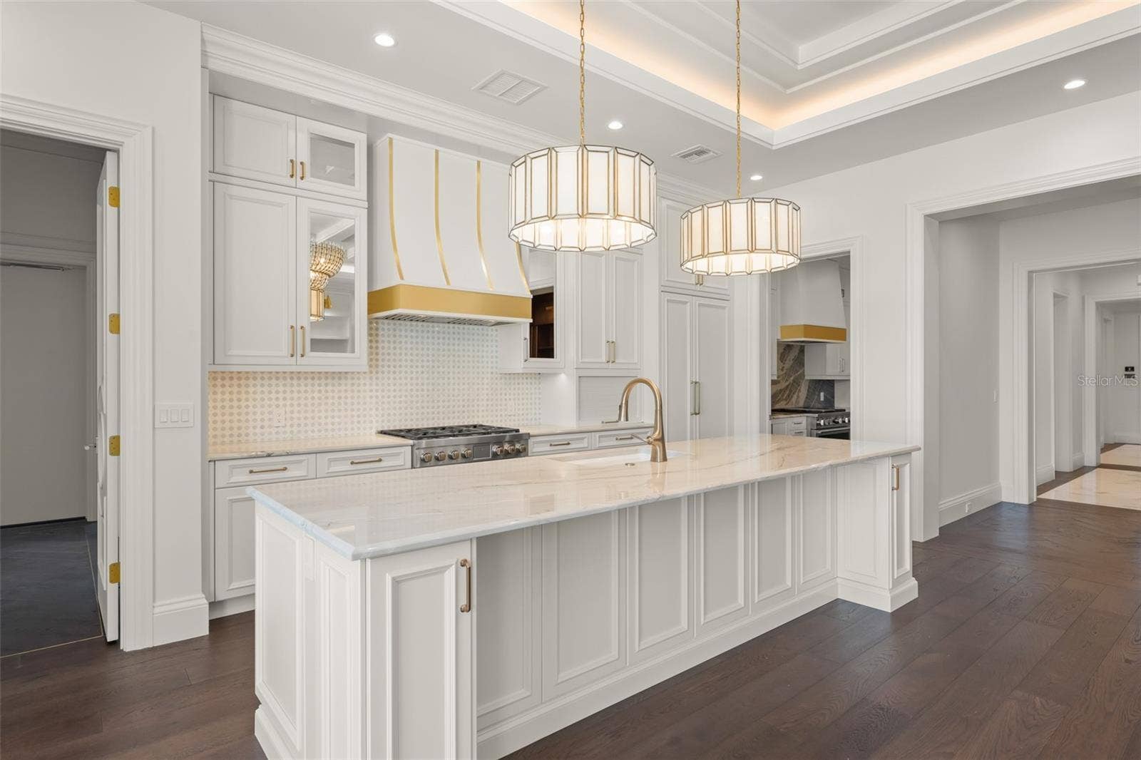 3057 PORTO LAGO COURT, Windermere, FL 34786 3057 PORTO LAGO COURT, Windermere, FL 34786