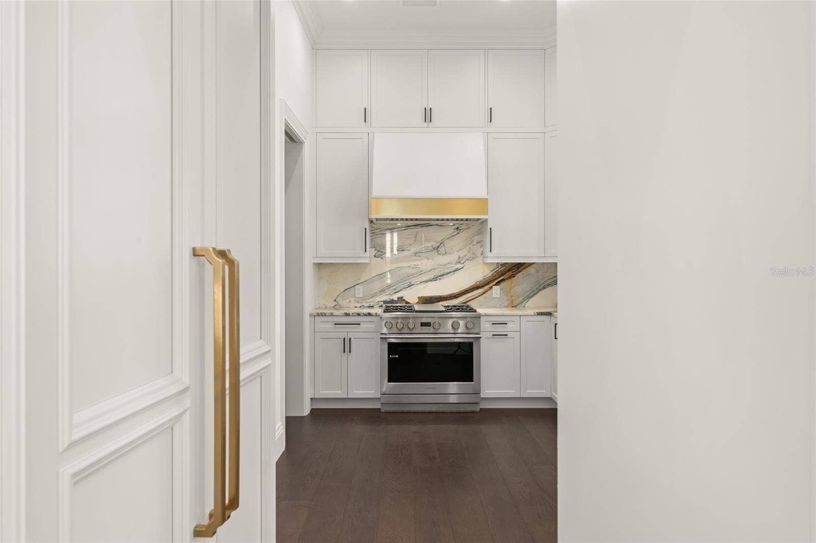 3057 PORTO LAGO COURT, Windermere, FL 34786 3057 PORTO LAGO COURT, Windermere, FL 34786