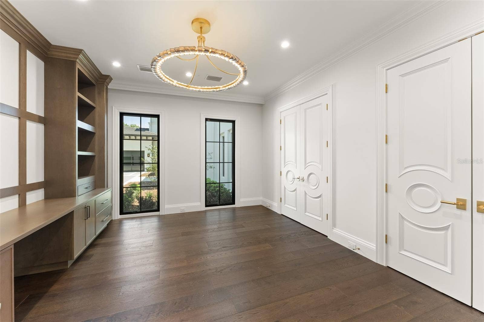 3057 PORTO LAGO COURT, Windermere, FL 34786 3057 PORTO LAGO COURT, Windermere, FL 34786