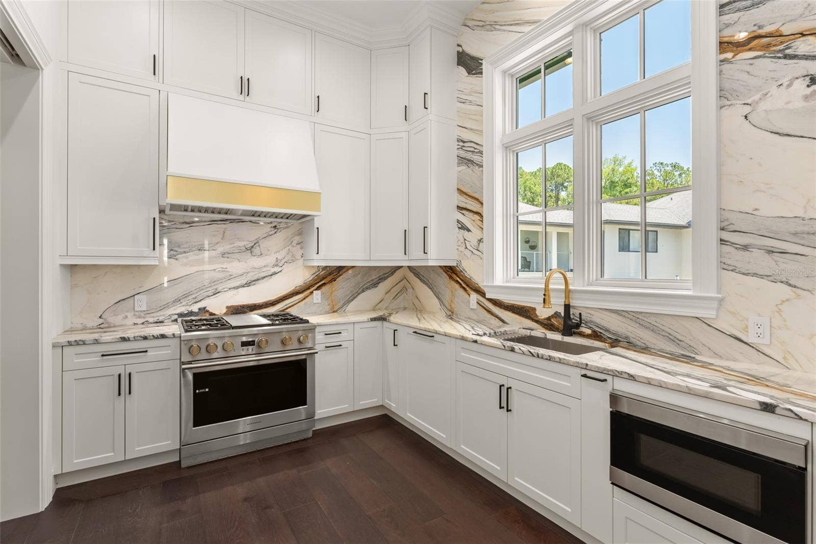 3057 PORTO LAGO COURT, Windermere, FL 34786 3057 PORTO LAGO COURT, Windermere, FL 34786