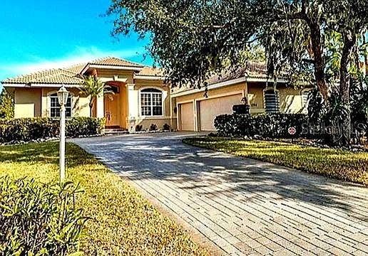 Property photo for 1704 AMBERWYND CIRCLE W, Palmetto, FL