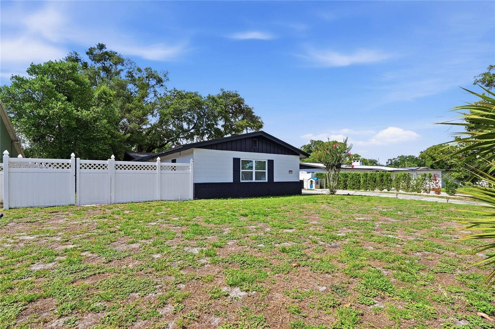 1946 STRATHAVEN ROAD, Winter Park, FL 32792 1946 STRATHAVEN ROAD, Winter Park, FL 32792