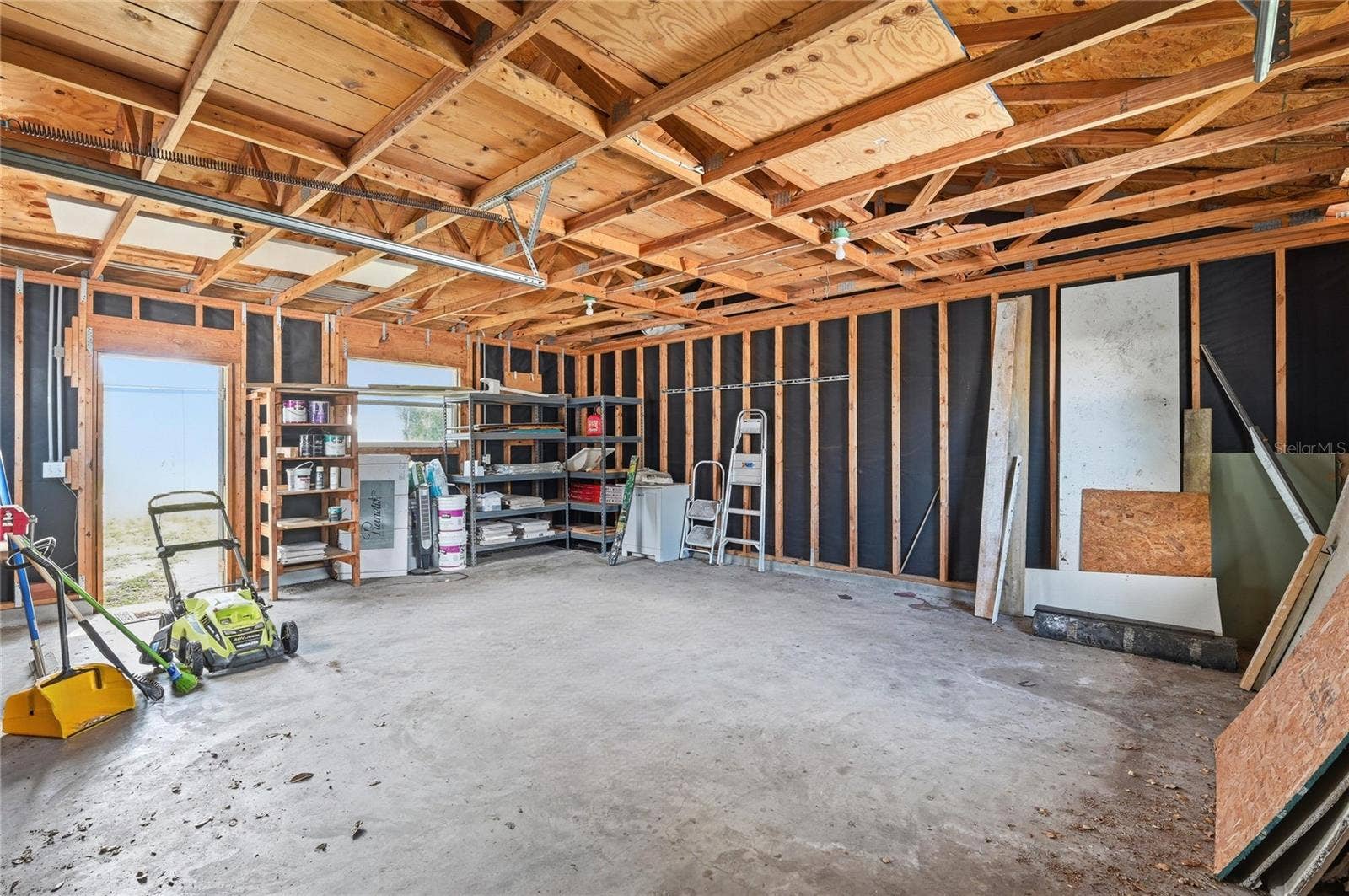 1946 STRATHAVEN ROAD, Winter Park, FL 32792 1946 STRATHAVEN ROAD, Winter Park, FL 32792