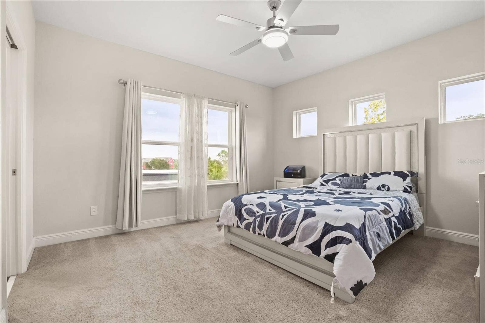 14229 KELLOGG AVENUE, Orlando, FL 32827 14229 KELLOGG AVENUE, Orlando, FL 32827