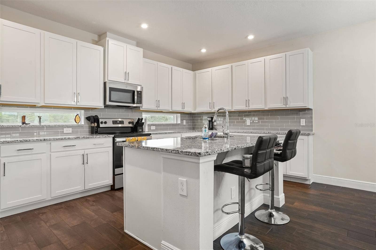 14229 KELLOGG AVENUE, Orlando, FL 32827 14229 KELLOGG AVENUE, Orlando, FL 32827