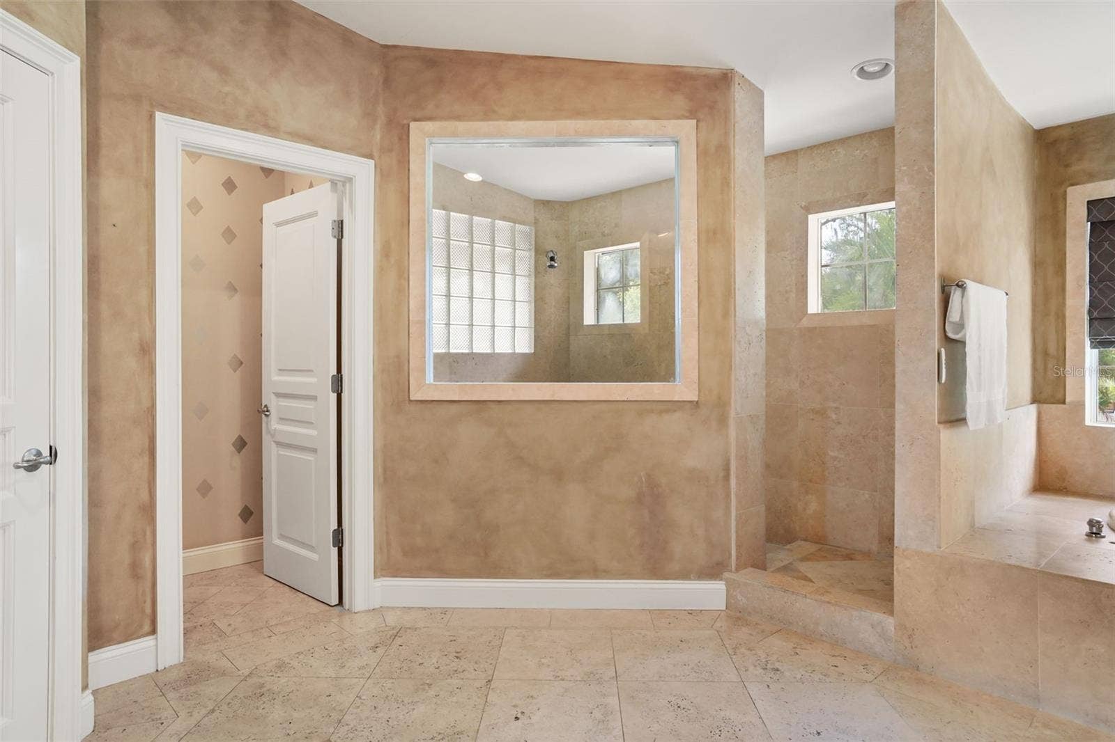 1166 N LAKE SYBELIA, Maitland, FL 32751 1166 N LAKE SYBELIA, Maitland, FL 32751