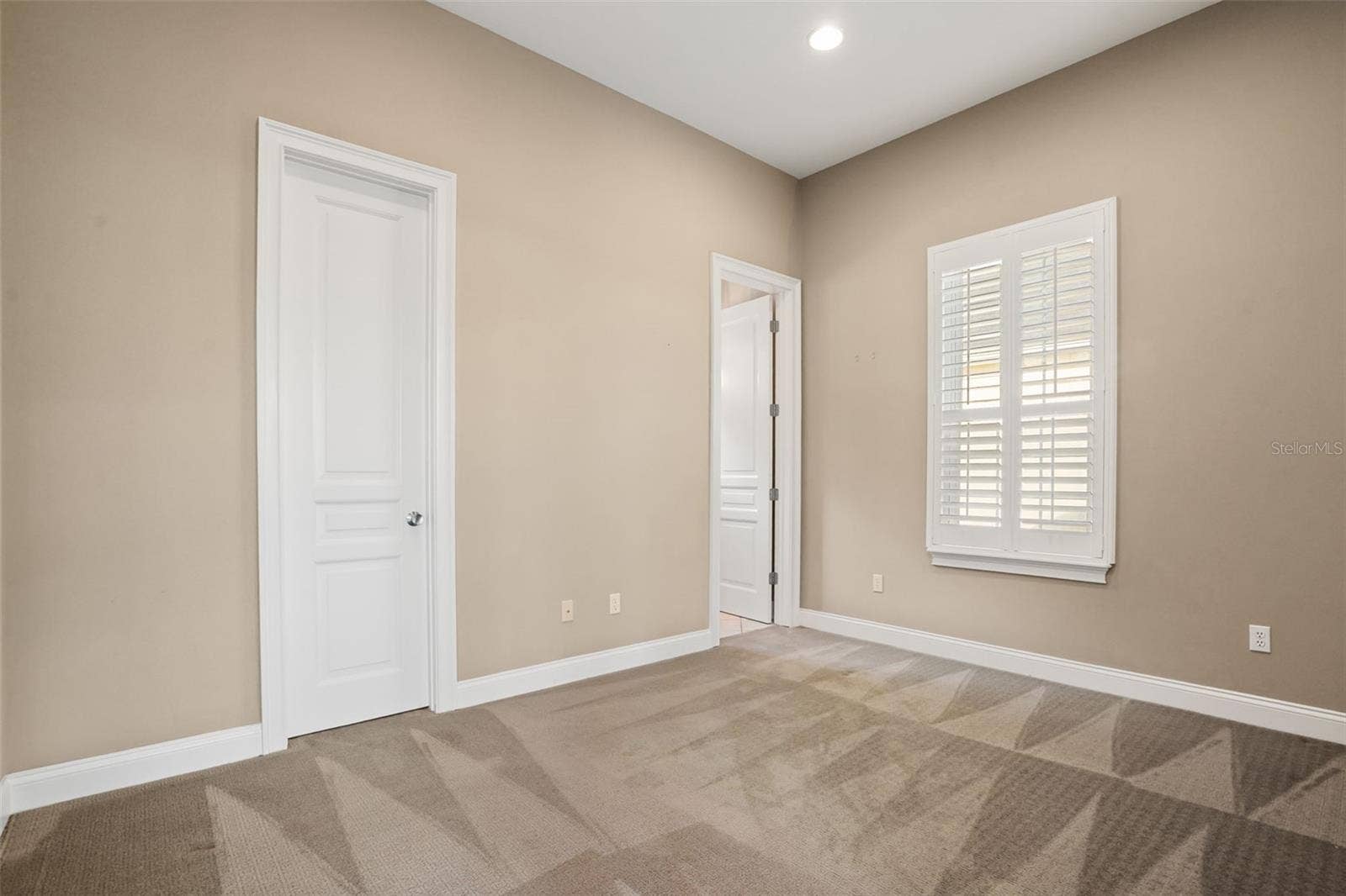1166 N LAKE SYBELIA, Maitland, FL 32751 1166 N LAKE SYBELIA, Maitland, FL 32751