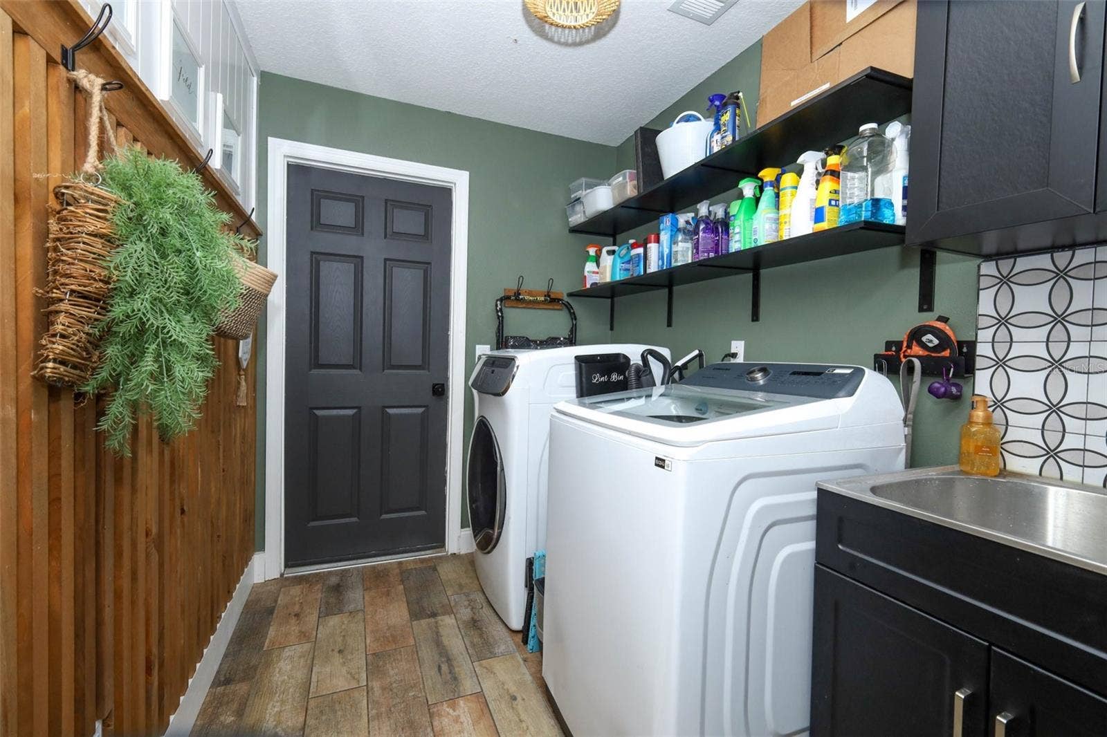 2461 WASSUM TRAIL, Oviedo, FL 32766 2461 WASSUM TRAIL, Oviedo, FL 32766