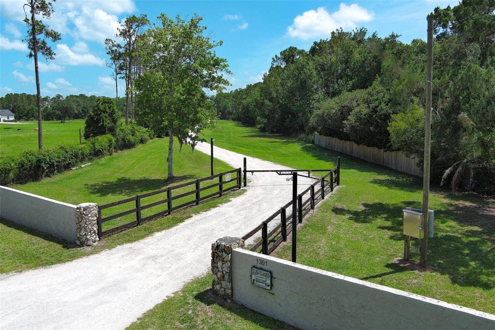 2461 WASSUM TRAIL, Oviedo, FL 32766 2461 WASSUM TRAIL, Oviedo, FL 32766
