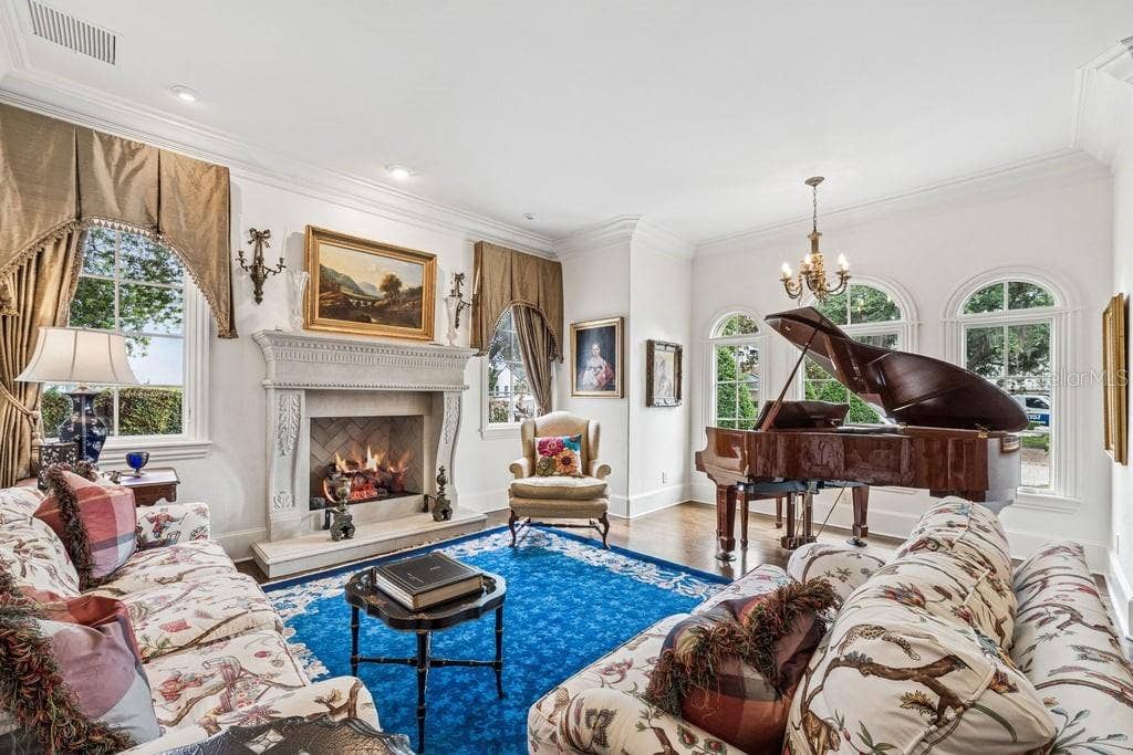 1571 WOODLAND AVENUE, Winter Park, FL 32789 Formal living room and or sitting area