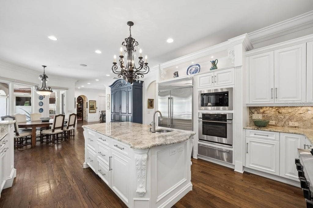 1571 WOODLAND AVENUE, Winter Park, FL 32789 1571 WOODLAND AVENUE, Winter Park, FL 32789