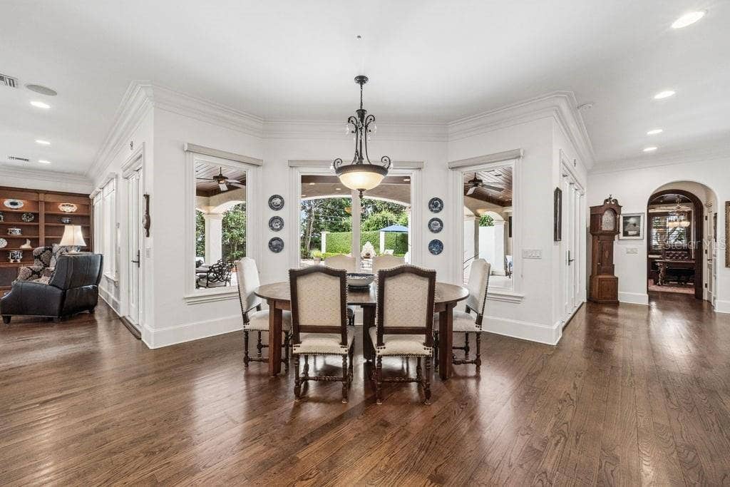 1571 WOODLAND AVENUE, Winter Park, FL 32789 Eat in space in kitchen