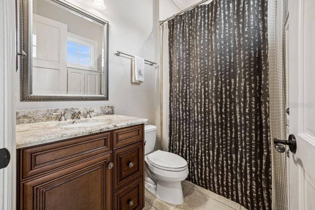 1571 WOODLAND AVENUE, Winter Park, FL 32789 3rd bathroom