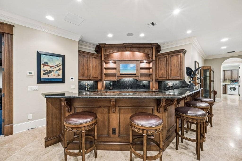 1571 WOODLAND AVENUE, Winter Park, FL 32789 Kitchen and wet bar in game room