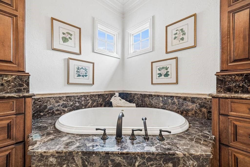 1571 WOODLAND AVENUE, Winter Park, FL 32789 Primary Bathroom
