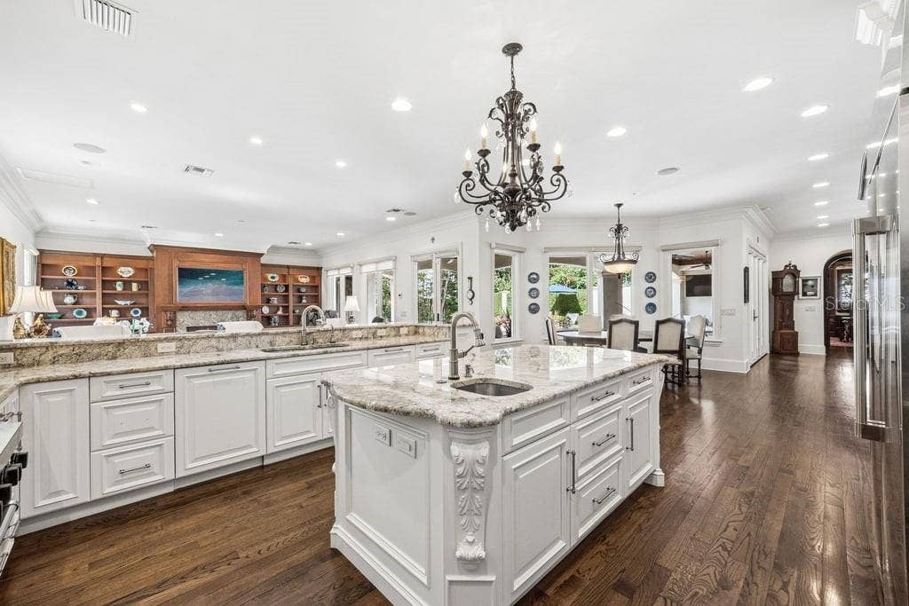 1571 WOODLAND AVENUE, Winter Park, FL 32789 1571 WOODLAND AVENUE, Winter Park, FL 32789