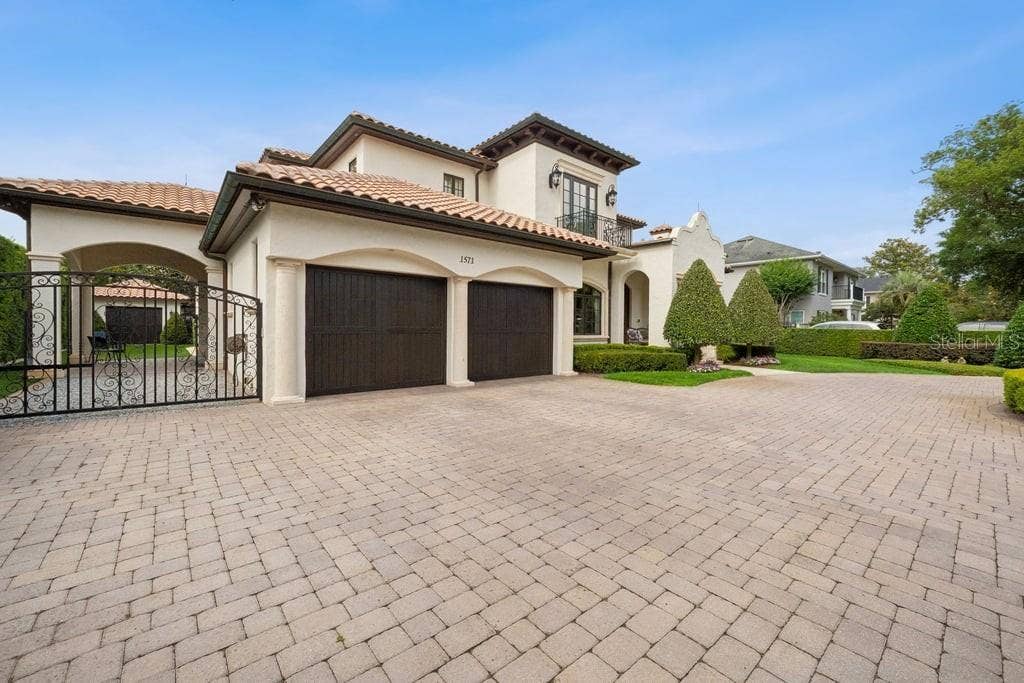 1571 WOODLAND AVENUE, Winter Park, FL 32789 1571 WOODLAND AVENUE, Winter Park, FL 32789