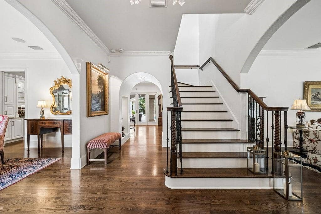1571 WOODLAND AVENUE, Winter Park, FL 32789 Grand entry