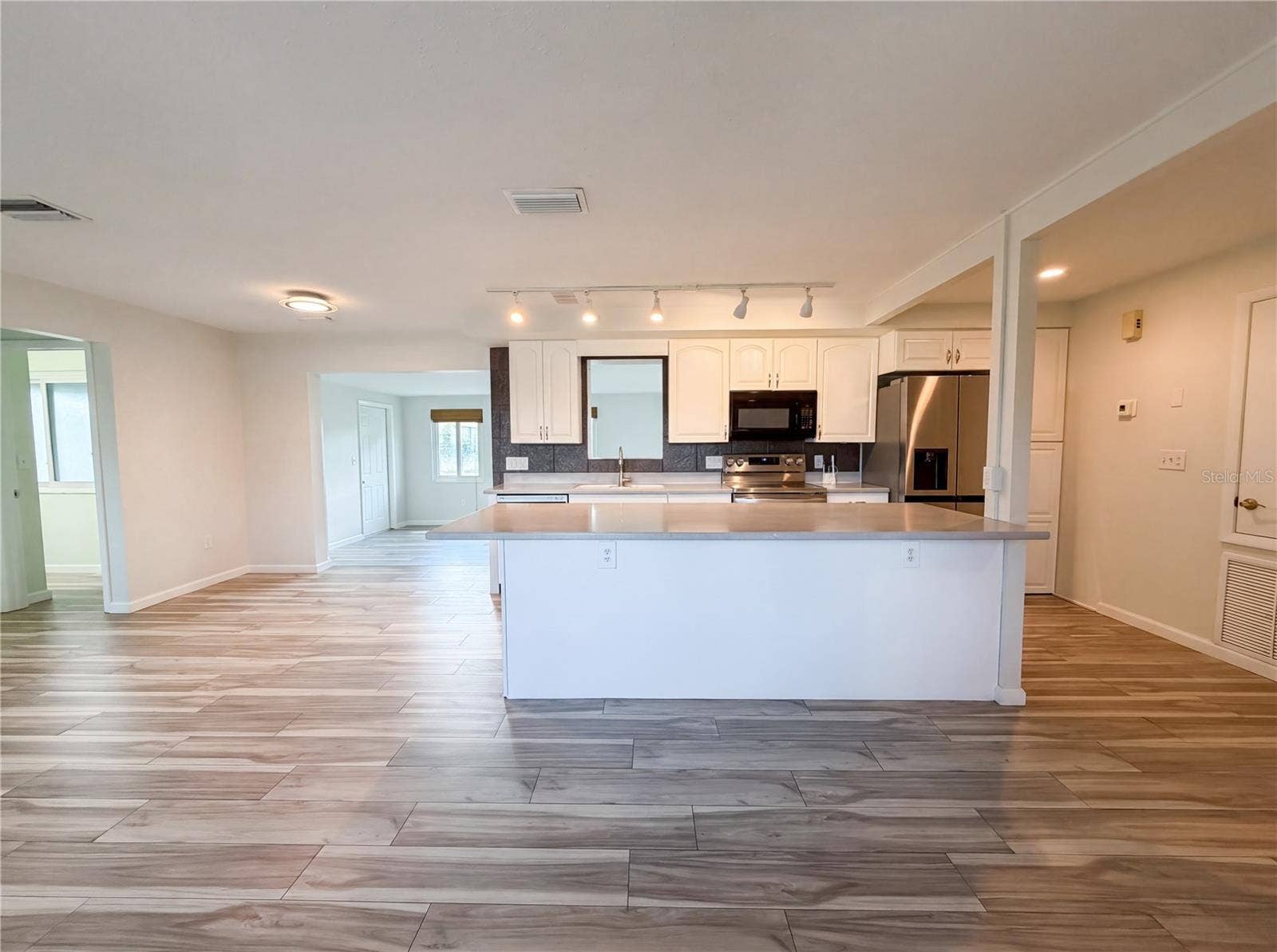 3260 PINETREE STREET, Port Charlotte, FL 33952 3260 PINETREE STREET, Port Charlotte, FL 33952