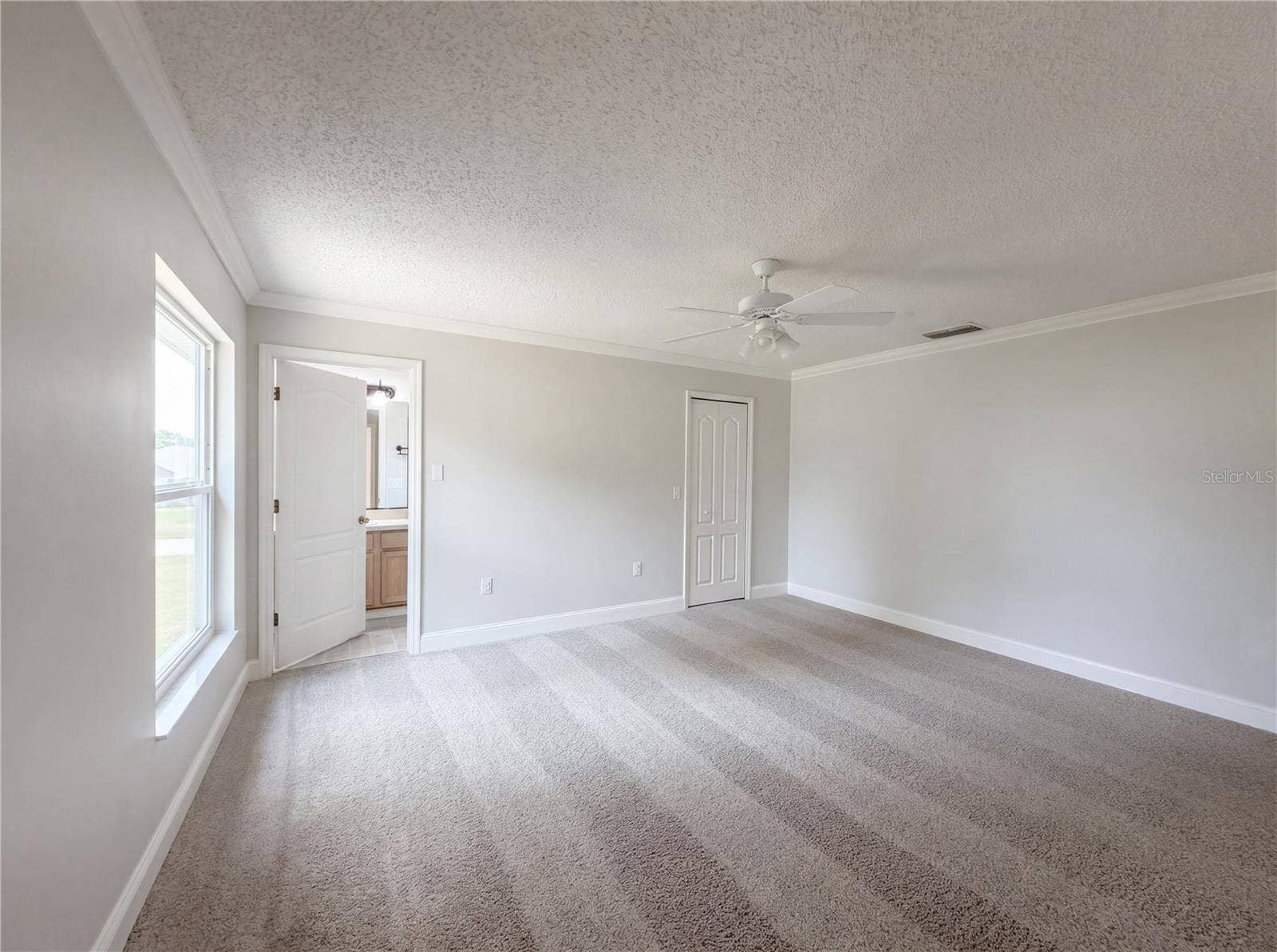 1360 WILDBERRY LANE, Deltona, FL 32725 1360 WILDBERRY LANE, Deltona, FL 32725