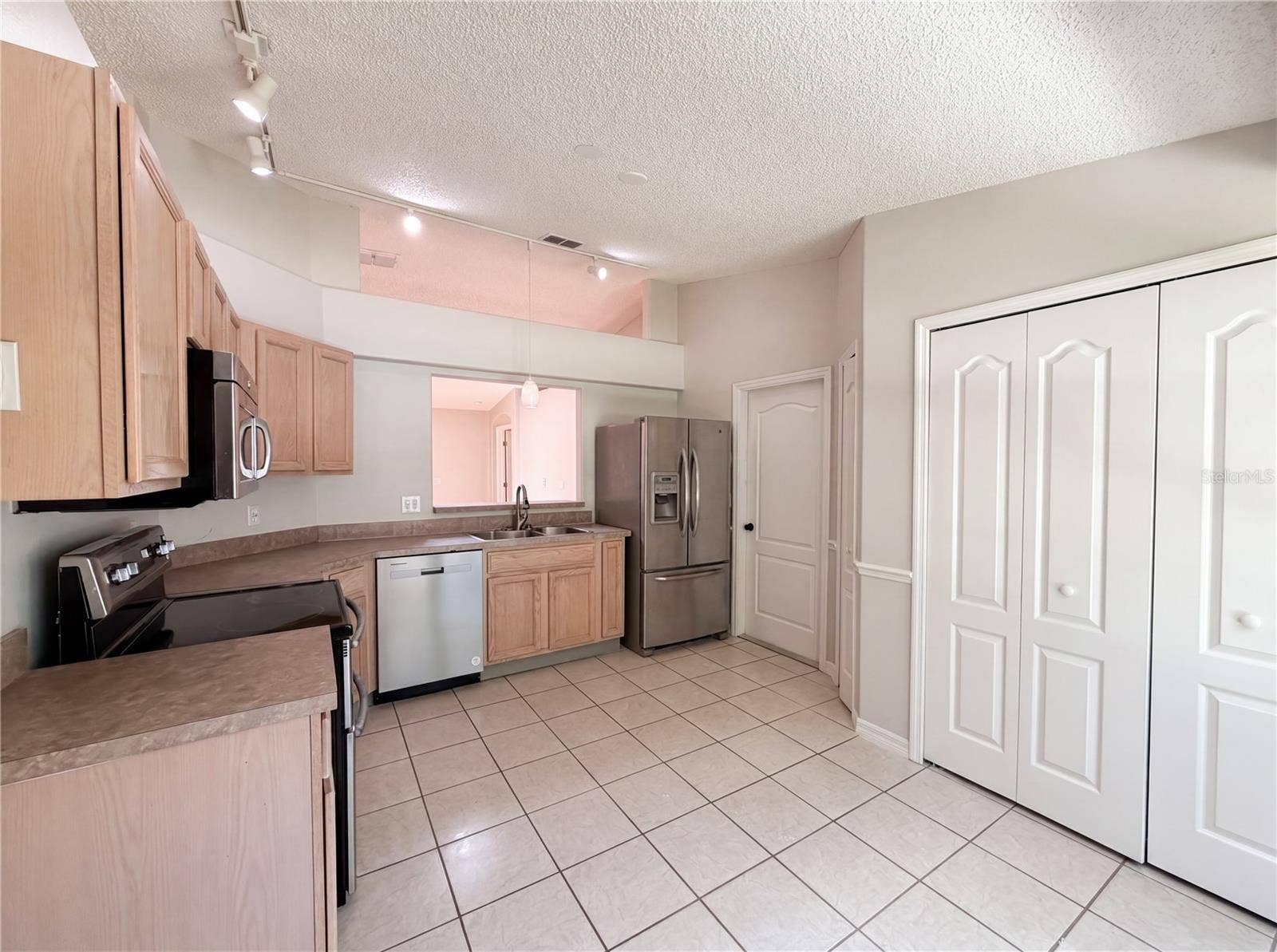 1360 WILDBERRY LANE, Deltona, FL 32725 1360 WILDBERRY LANE, Deltona, FL 32725